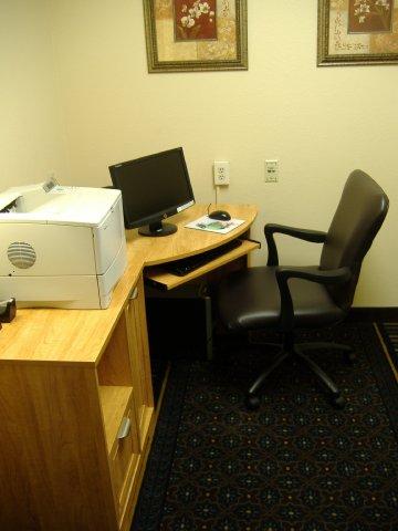 Candlewood Washington-fairfax By Ihg Hotel 2*