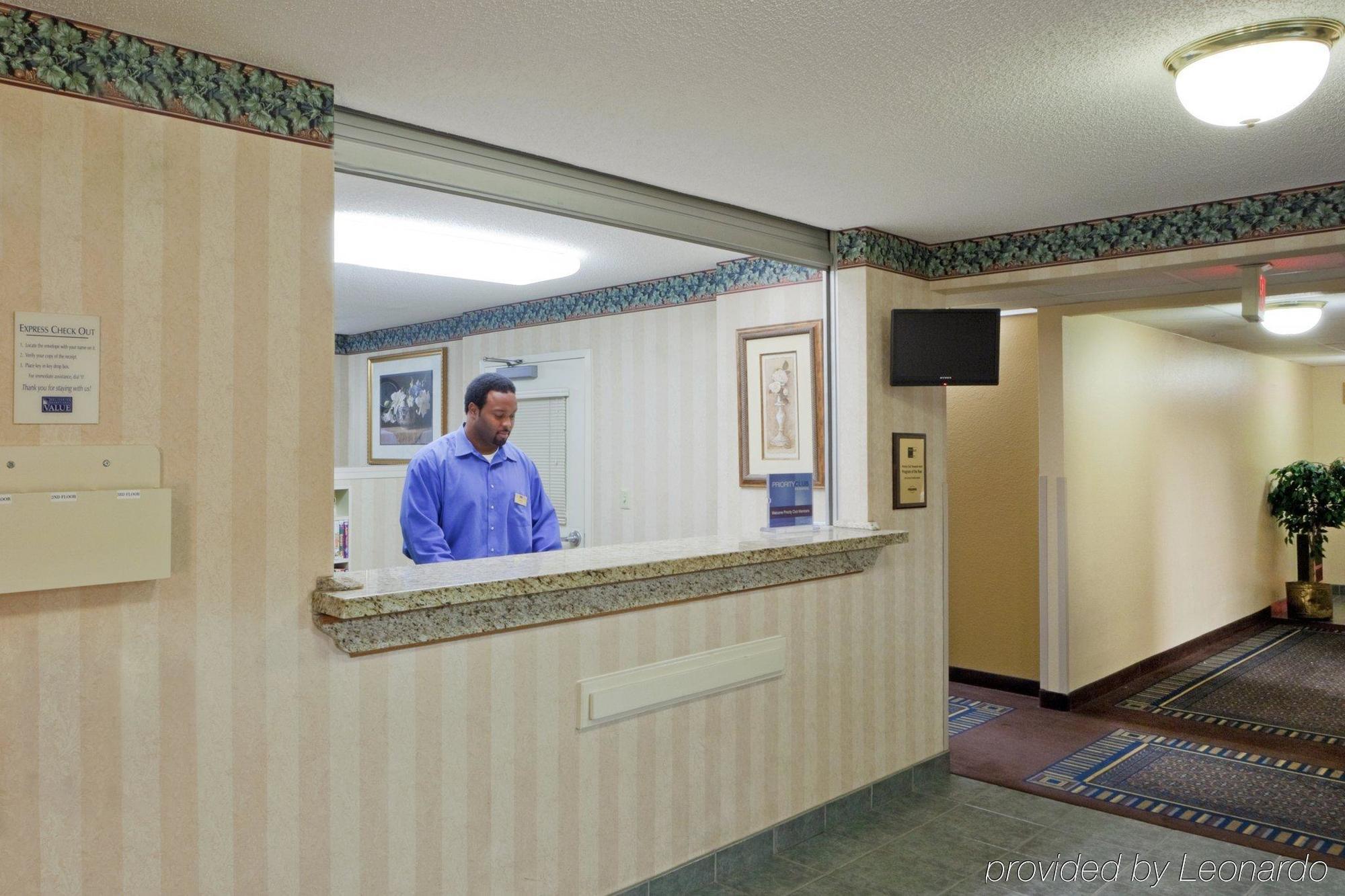 Candlewood Washington-fairfax By Ihg Hotel Fairfax