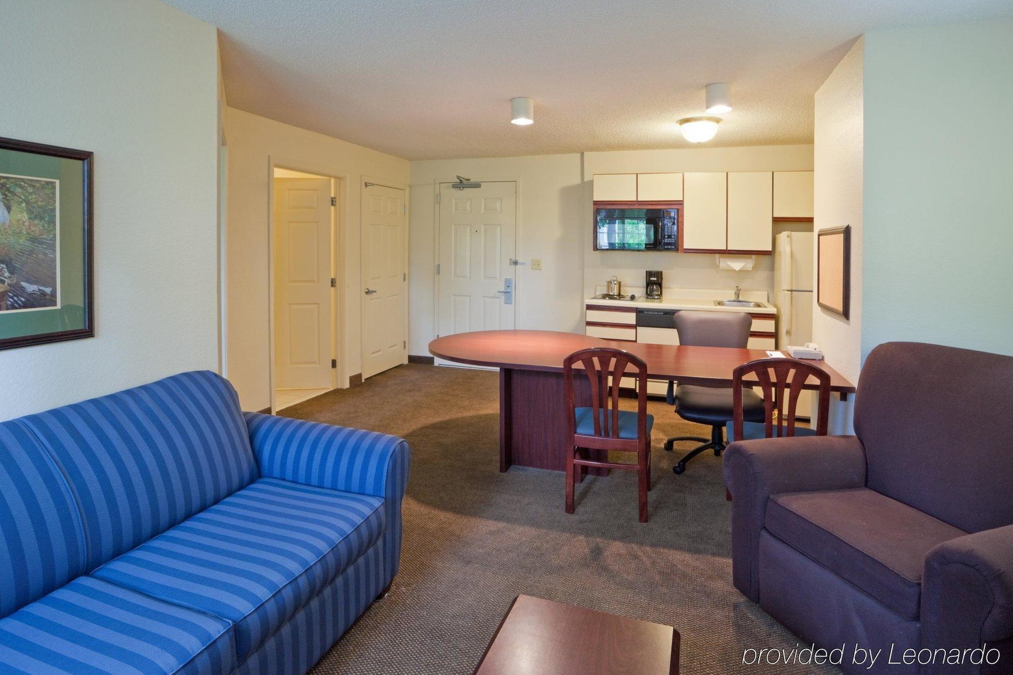 Candlewood Washington-fairfax By Ihg Hotel