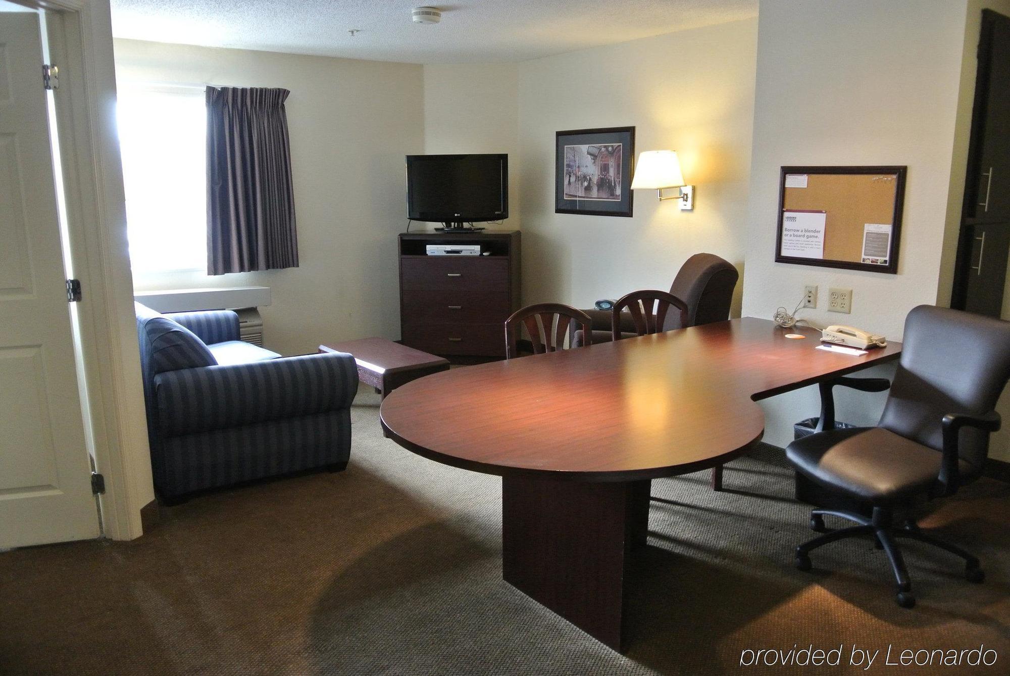 Candlewood Washington-fairfax By Ihg 2*