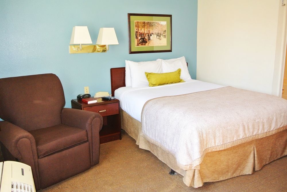 Candlewood Washington-fairfax By Ihg 2*