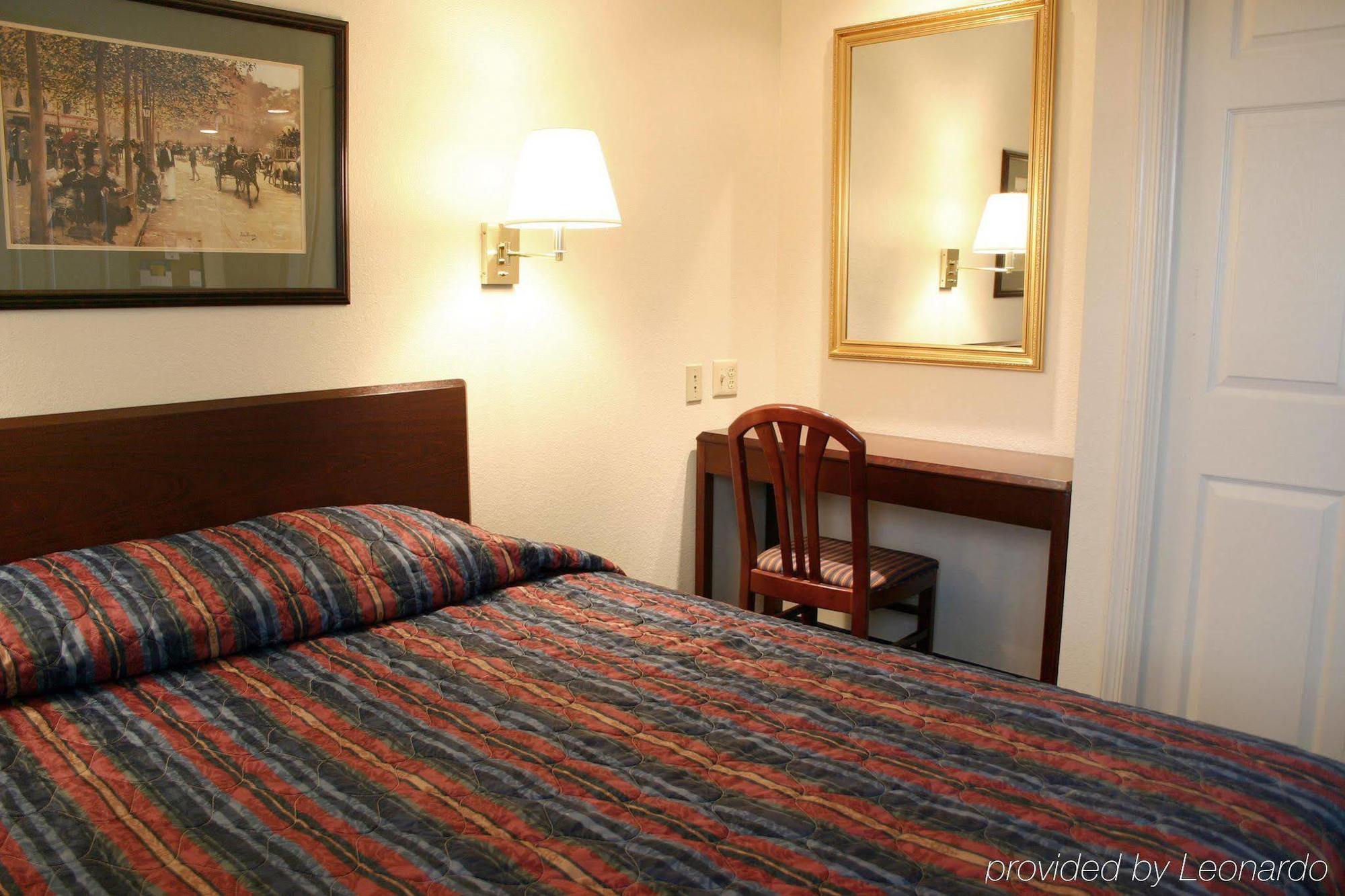 Candlewood Washington-fairfax By Ihg 2*