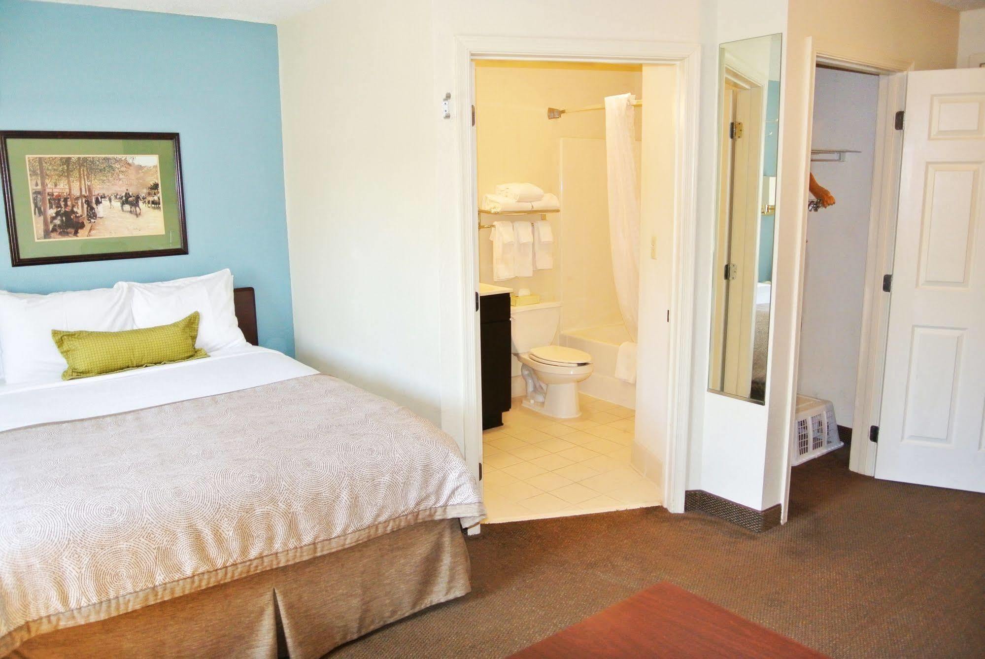 Candlewood Washington-fairfax By Ihg 2* Fairfax