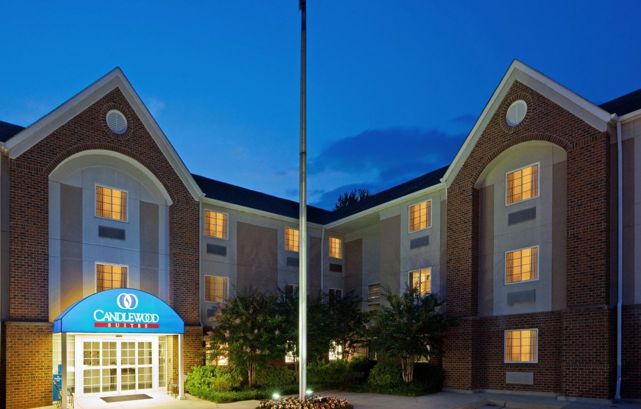 Candlewood Washington-fairfax By Ihg Hotel 2*