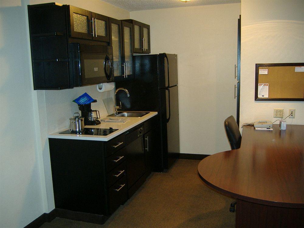 Candlewood Washington-fairfax By Ihg 2*